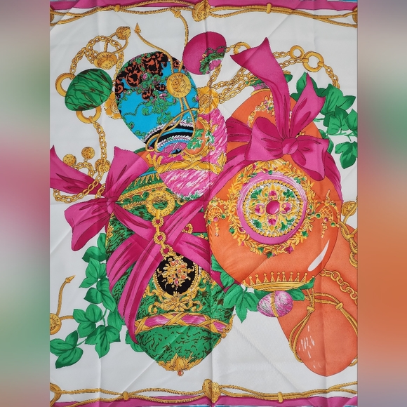 Auth Celine Floral Silk Scarf X-Large ๐ฏ - Picture 4 of 10